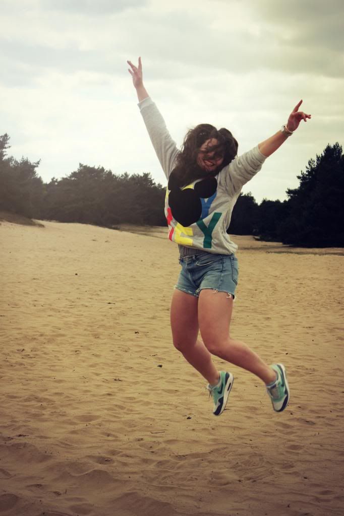 photo causeimhappy03_zps4f2fe0cd.jpg