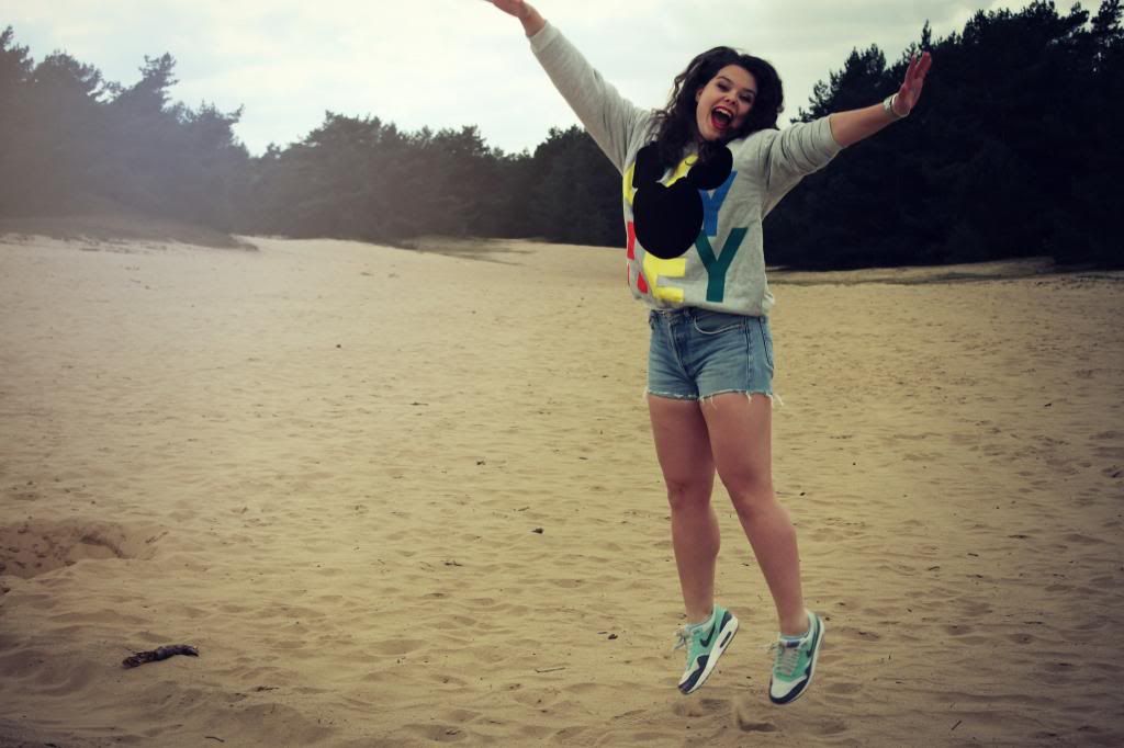 photo causeimhappy_zpsfc09c7dc.jpg