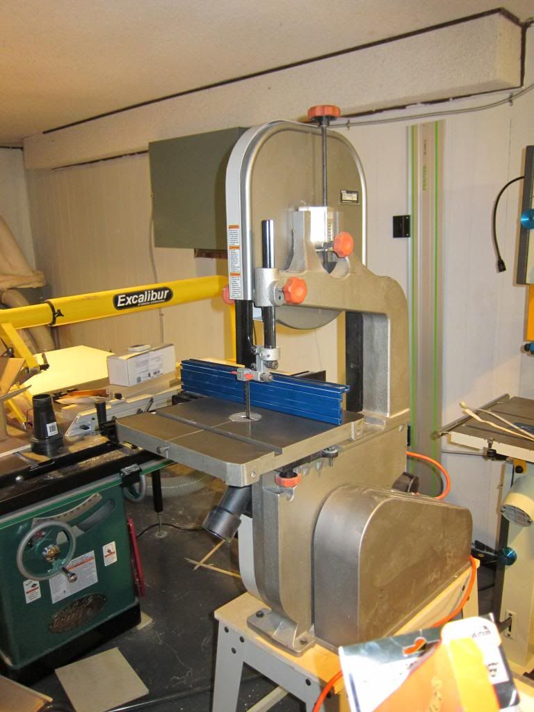 Ridgid 14" Bandsaw With Extras *SOLD* Canadian Woodworking and Home