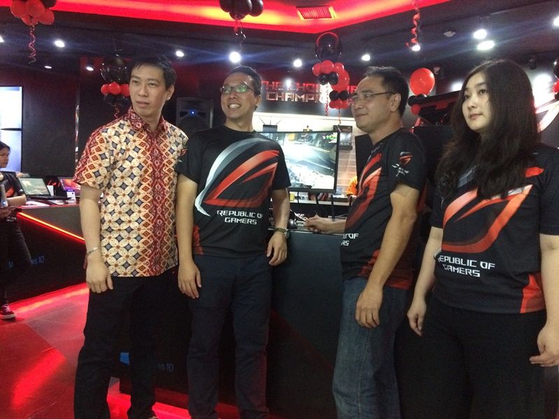 Peresmian ASUS ROG Store di BEC | Hola Darla