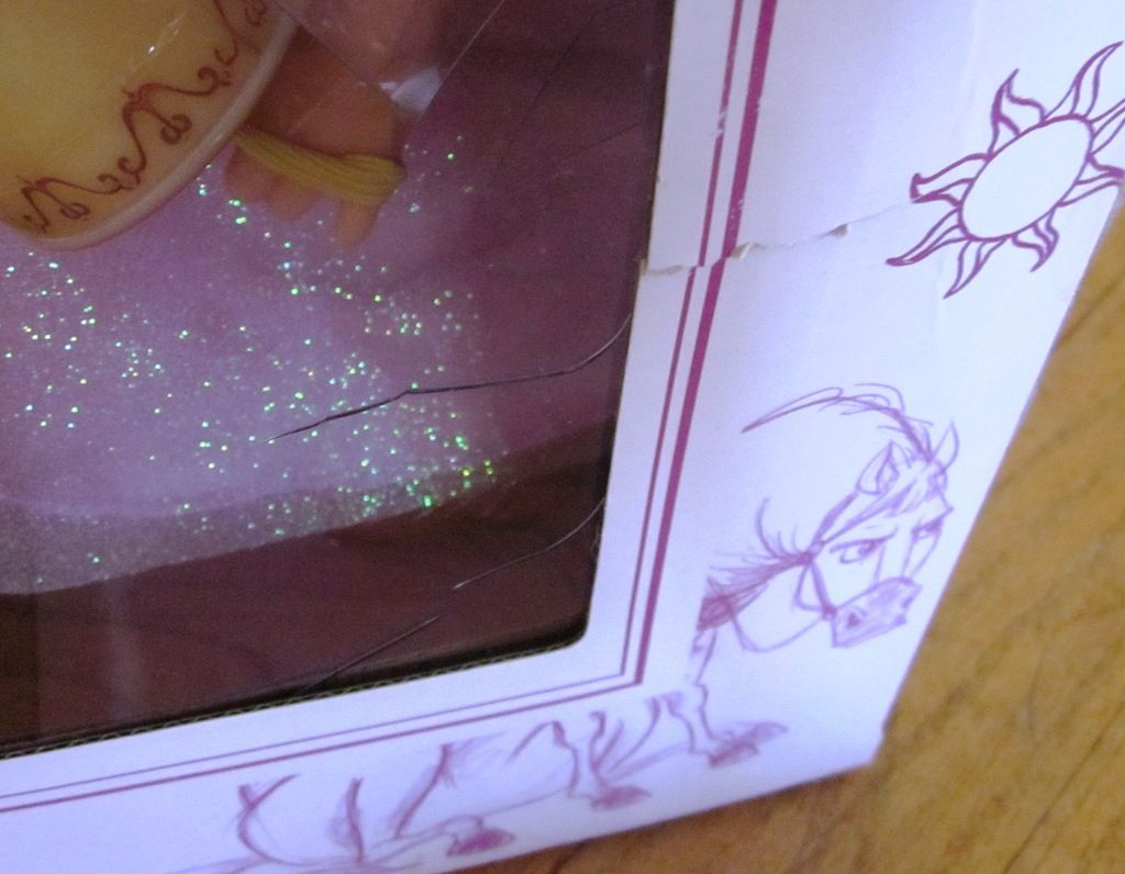 RapunzelAnimatorGiftSetCrack2_zpswawuzjyr.jpg