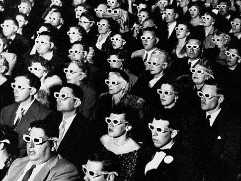 3d-movie-theater-crowd.jpg