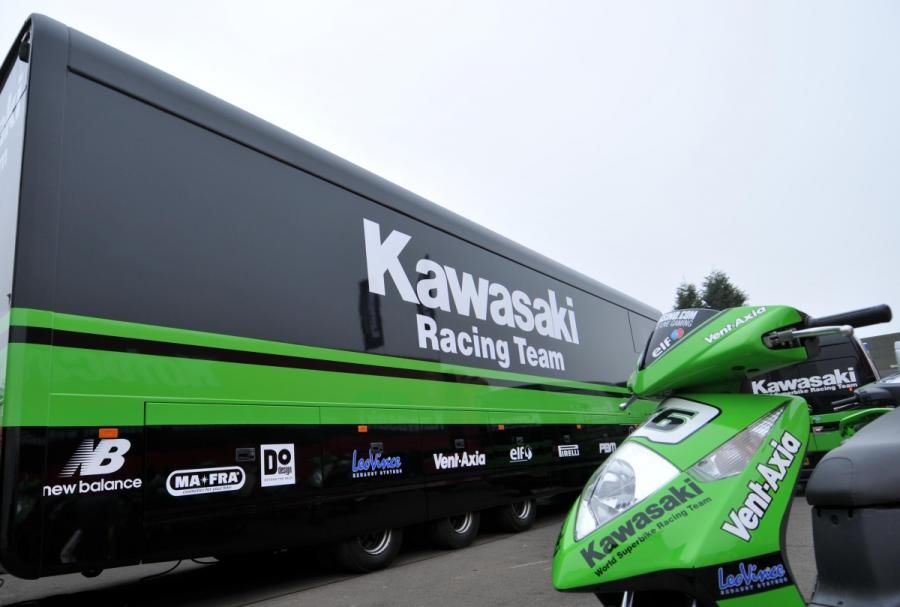 Ma-fra sponsor van het Kawasaki World Superbike Team