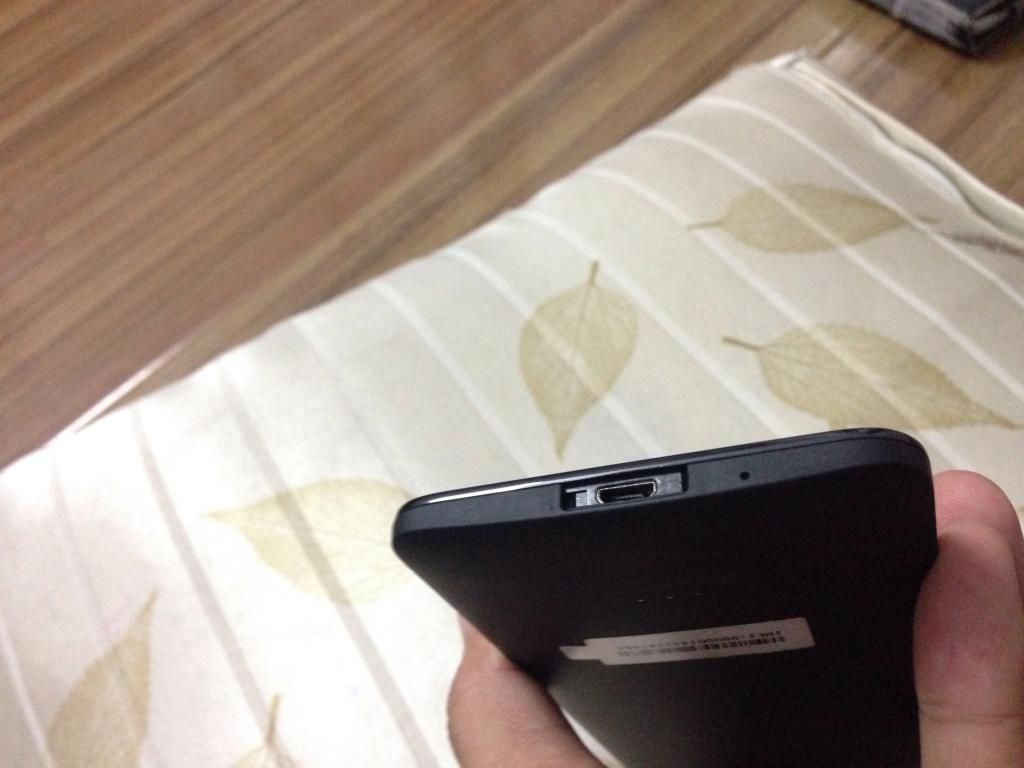 softbank 301f và Htc j butterfly giá rẻ - 2