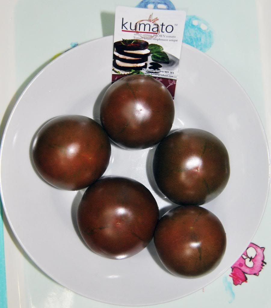 新年第一菜：天然棕色番茄－－Kumato（裤没脱）